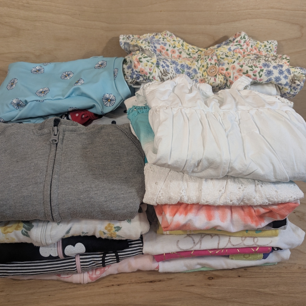 Bundle Of Girls 6-9 Mo. Clothing